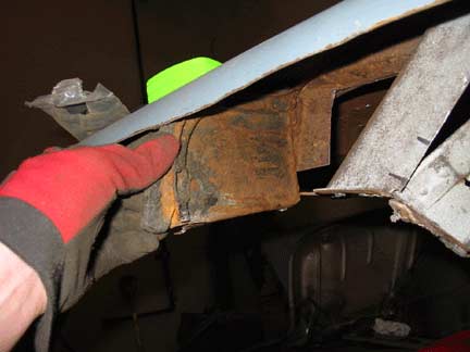 Rear quarter support 1