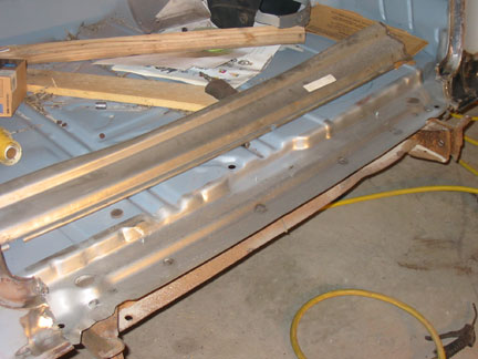 Trunk pan poor welds 1
