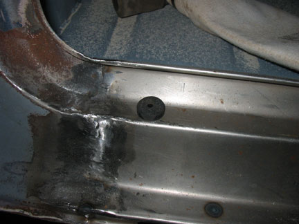 Rubber stops on tail pan 1