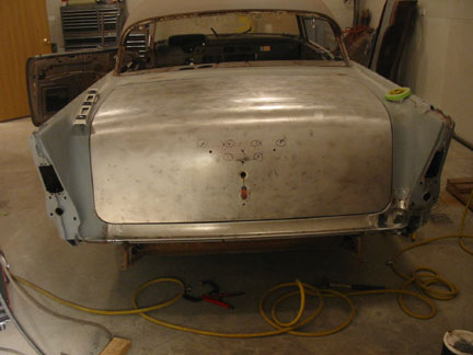 Trunk lid closed - looks great