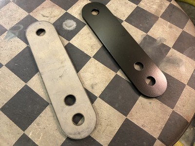 Powdercoated shackles