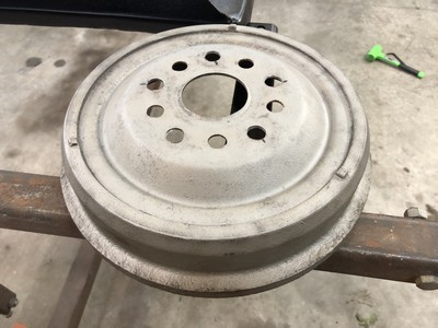 Rear brake drums 1