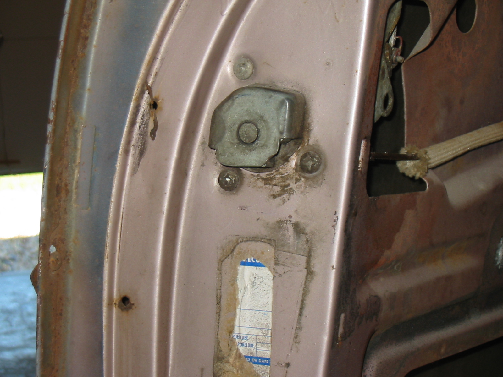 Latch screws