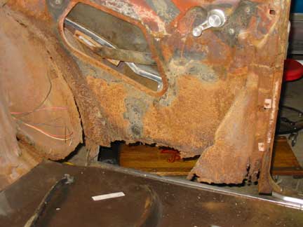 B pillar support inside