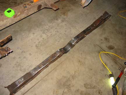 Front floor brace