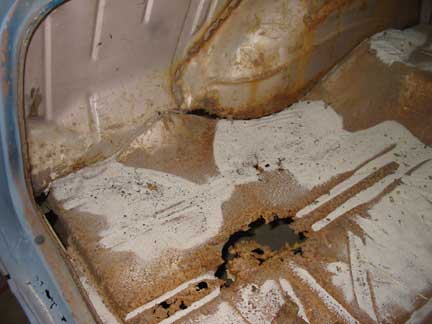 Driver trunk rust 1