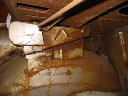 Driver trunk rust 3