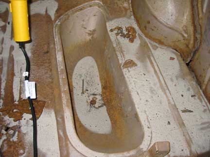 Passenger trunk rust 2