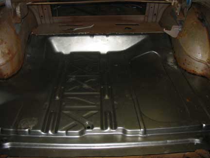 New trunk pan in place