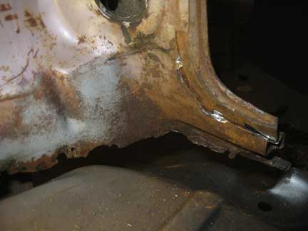 Passenger dog leg before