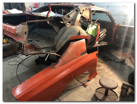 Quarter panel off