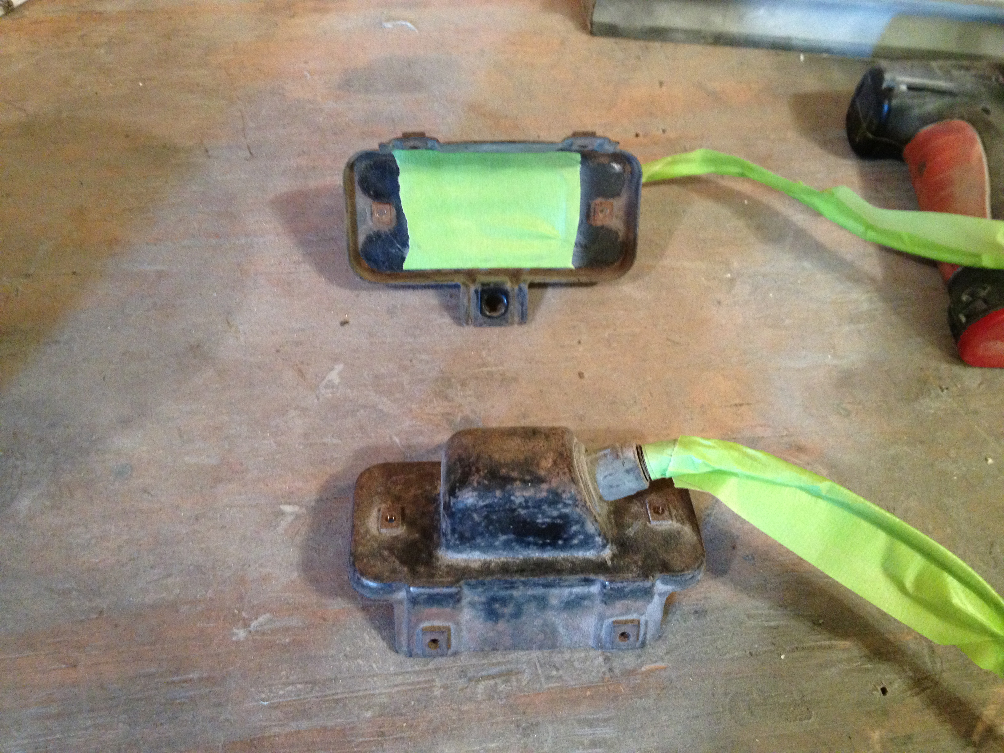 Backup light housing