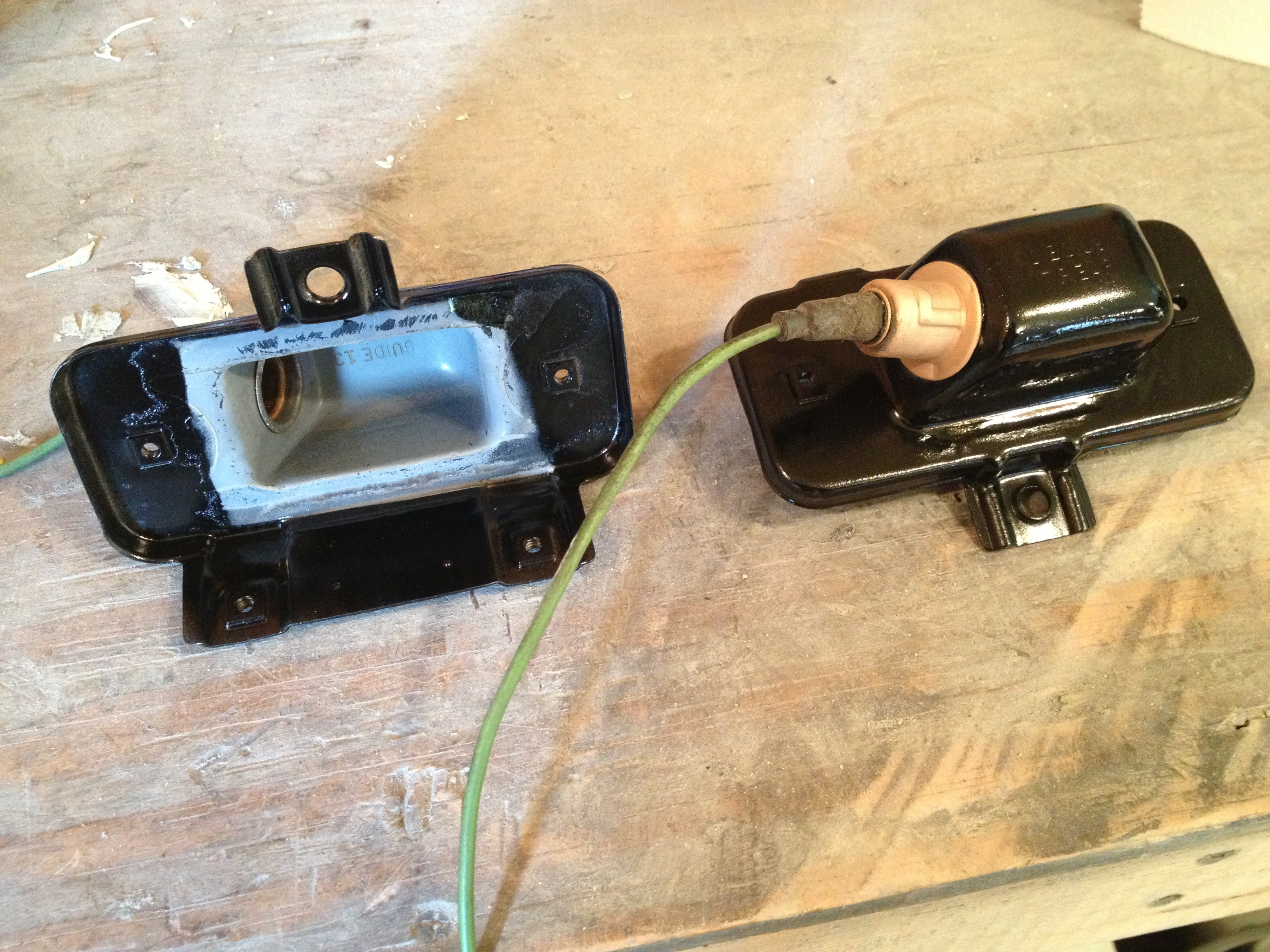Backup light housing