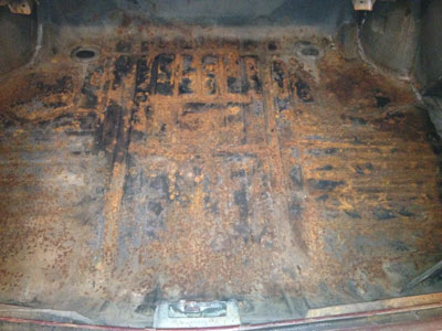Trunk pan