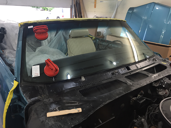 Placing windshield