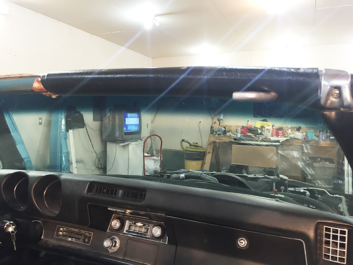 Sun shade mount