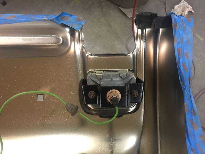 Backup lamps installed