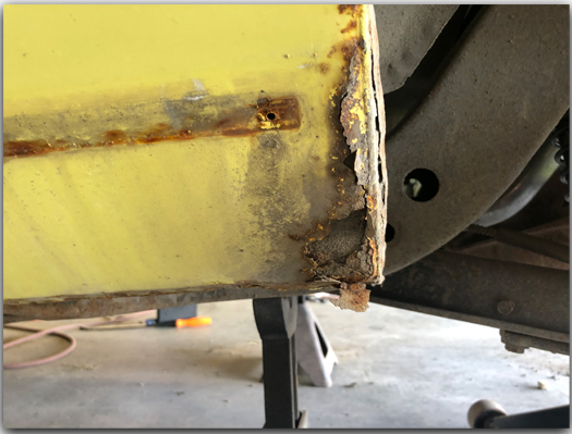 Rust under trim
